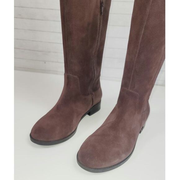 Vionic Downing Boot in Chocolate Brown Suede, sz 7.5 - Picture 2 of 16